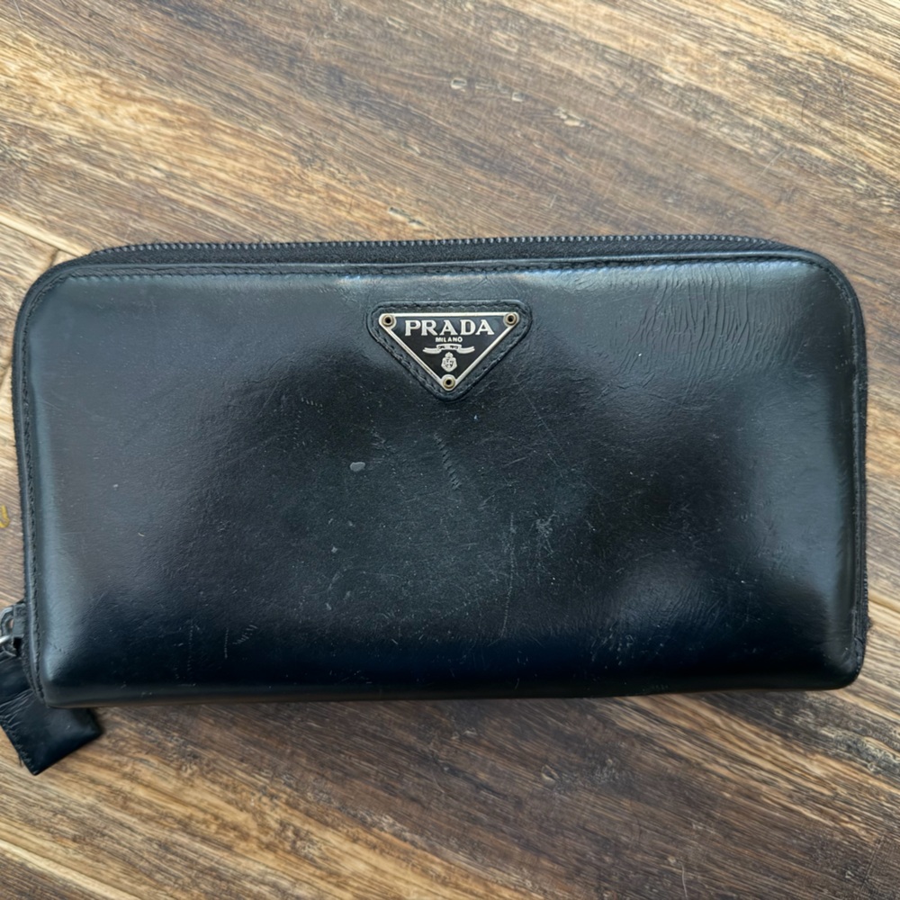 Prada Black Leather Women's Wallet